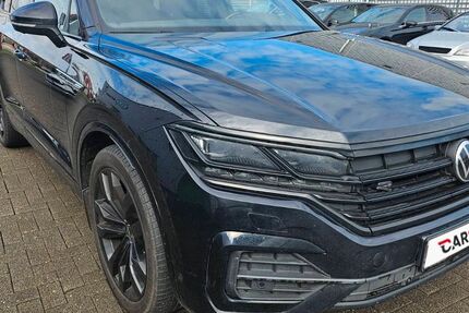 VW Touareg 92.500 km 40.900 &euro; KÖLN 50678