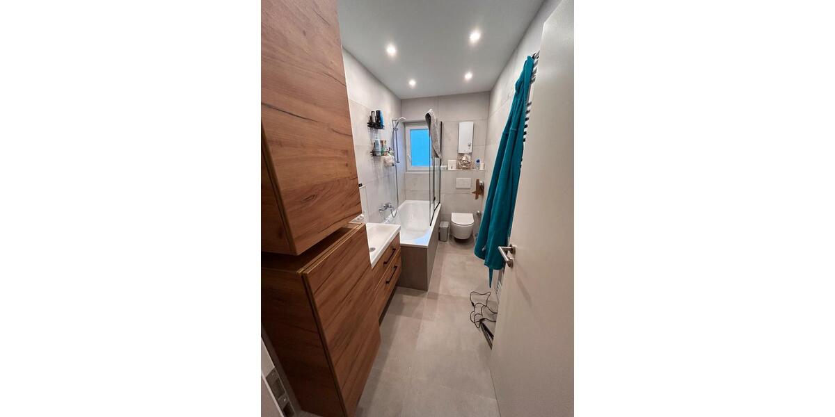 Etagenwohnung Köln Kalk - 3 Zimmer, 71 m&sup2;, 309.000&euro; | Angebot:27413723