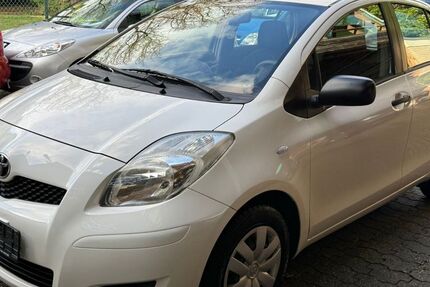 Toyota Yaris 133.000 km 4.650 &euro; Hürth 50354
