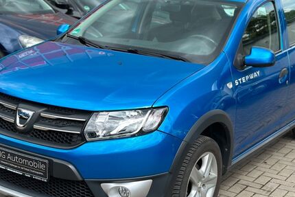 Dacia Sandero 120.000 km 5.250 &euro; Köln 51109