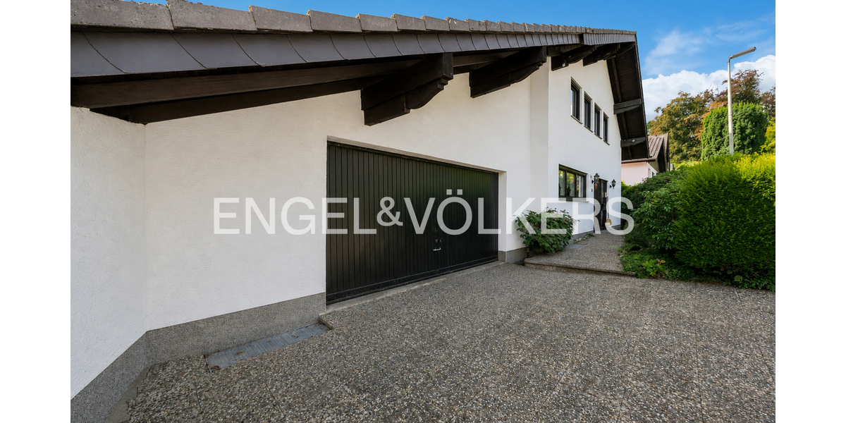 Einfamilienhaus Overath - 8.5 Zimmer, 274 m&sup2;, 560.000&euro; | Angebot:27255503