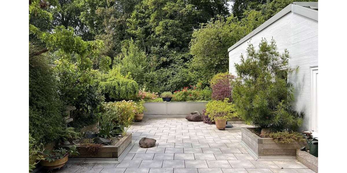 Etagenwohnung Bergisch Gladbach Paffrath - 4.5 Zimmer, 190 m&sup2;, 598.000&euro; | Angebot:26939226