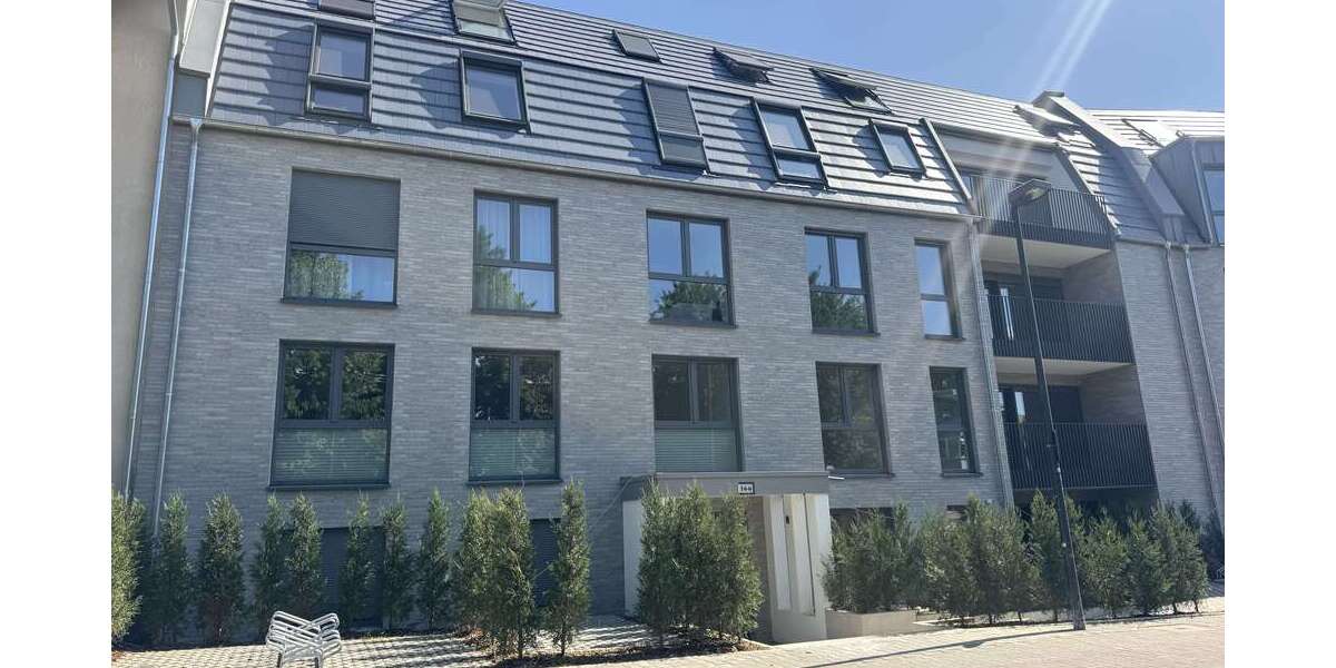 Etagenwohnung Düsseldorf Stadtbezirk 8 - 3 Zimmer, 90 m&sup2;, 1.612&euro; | Angebot:26845449