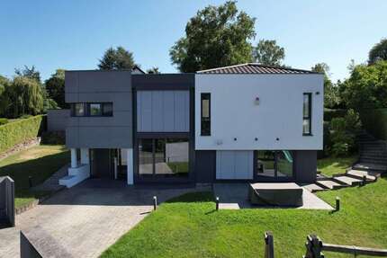 Haus Sankt Augustin - 10 Zimmer, 425 m&sup2;, 1.299.000&euro; | Angebot:26611858