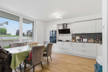 Etagenwohnung Köln Kalk - 4 Zimmer, 105 m&sup2;, 1.650&euro; | Angebot:27488686