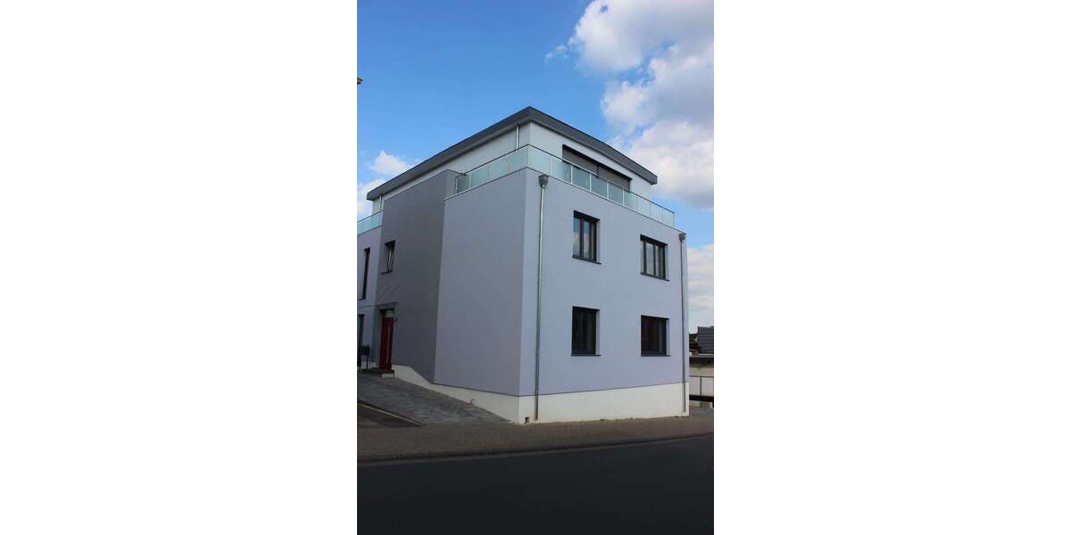 Etagenwohnung Hürth - 3 Zimmer, 119 m&sup2;, 1.450&euro; | Angebot:27429082
