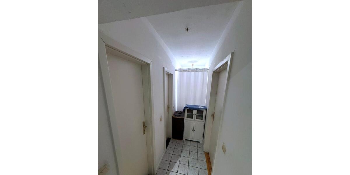 Etagenwohnung Niederkassel - 3 Zimmer, 73 m&sup2;, 133.000&euro; | Angebot:27071962