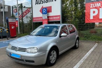 VW Golf 208.693 km 2.200 &euro; Köln 50733