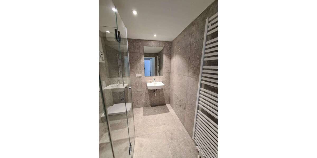 Etagenwohnung Köln Neustadt/Nord - 2 Zimmer, 40 m&sup2;, 1.195&euro; | Angebot:27470103