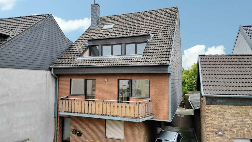 Etagenwohnung Pulheim - 3 Zimmer, 100 m&sup2;, 349.000&euro; | Angebot:27480158