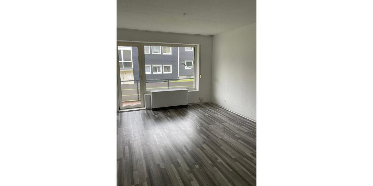 Hochparterre Radevormwald - 3 Zimmer, 64 m&sup2;, 125.000&euro; | Angebot:27474952