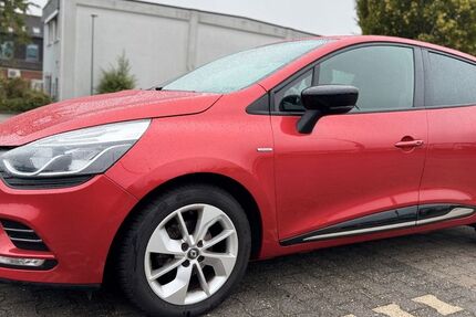 Renault Clio 41.596 km 8.350 &euro; Köln 51107