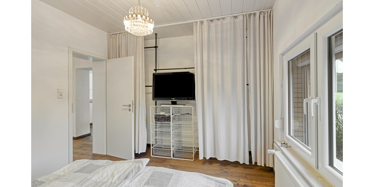 Großzügiges Ein- oder Zweifamilienhaus mit großem Garten sucht neuen Eigentümer! - Einfamilienhaus Leichlingen | Angebot:26777815