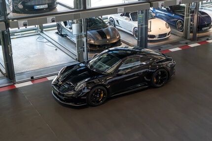 Porsche 992 13.190 km 199.500 &euro; Köln 50829
