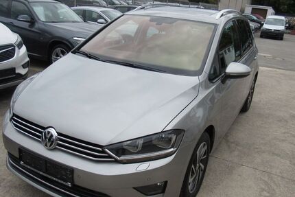VW Golf 119.600 km 11.900 &euro; Leverkusen 51371
