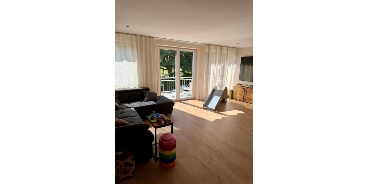 Etagenwohnung Solingen Aufderhöhe - 4 Zimmer, 135 m&sup2;, 499.000&euro; | Angebot:27440014