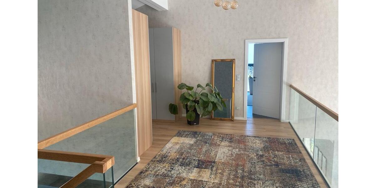 Einfamilienhaus Ruppichteroth - 6 Zimmer, 380 m&sup2;, 550.000&euro; | Angebot:27484955