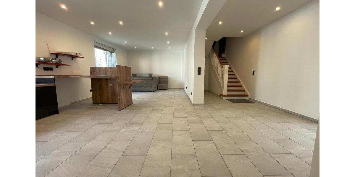 Einfamilienhaus Brühl - 6 Zimmer, 160 m&sup2;, 345.000&euro; | Angebot:27436323