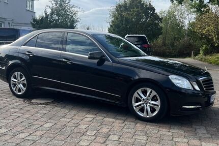 Mercedes-Benz E 200 254.000 km 8.450 &euro; Leverkusen 51371