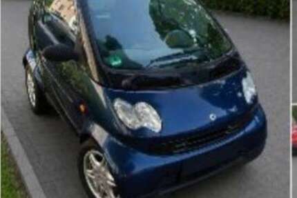 Smart city-coupé/city-cabrio 174.000 km 1.950 &euro; Bornheim 53332