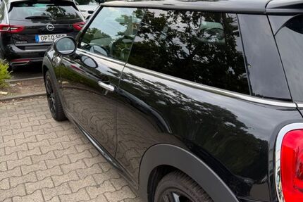 Mini ONE 72.800 km 15.000 &euro; Leverkusen 51379