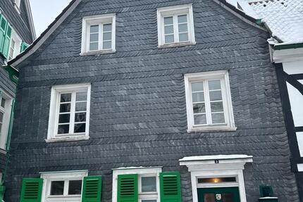 Haus Remscheid Gemarkung Bergisch Born - 11 Zimmer, 186 m&sup2;, 439.000&euro; | Angebot:27438371