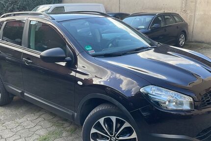 Nissan Qashqai 62.196 km 9.790 &euro; Solingen 42719