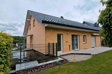 Haus Overath - 4 Zimmer, 187 m&sup2;, 630.000&euro; | Angebot:27043604