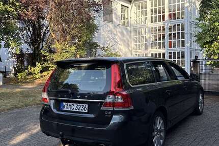 Volvo V70 210.000 km 13.800 &euro; Köln, Stadt 50939