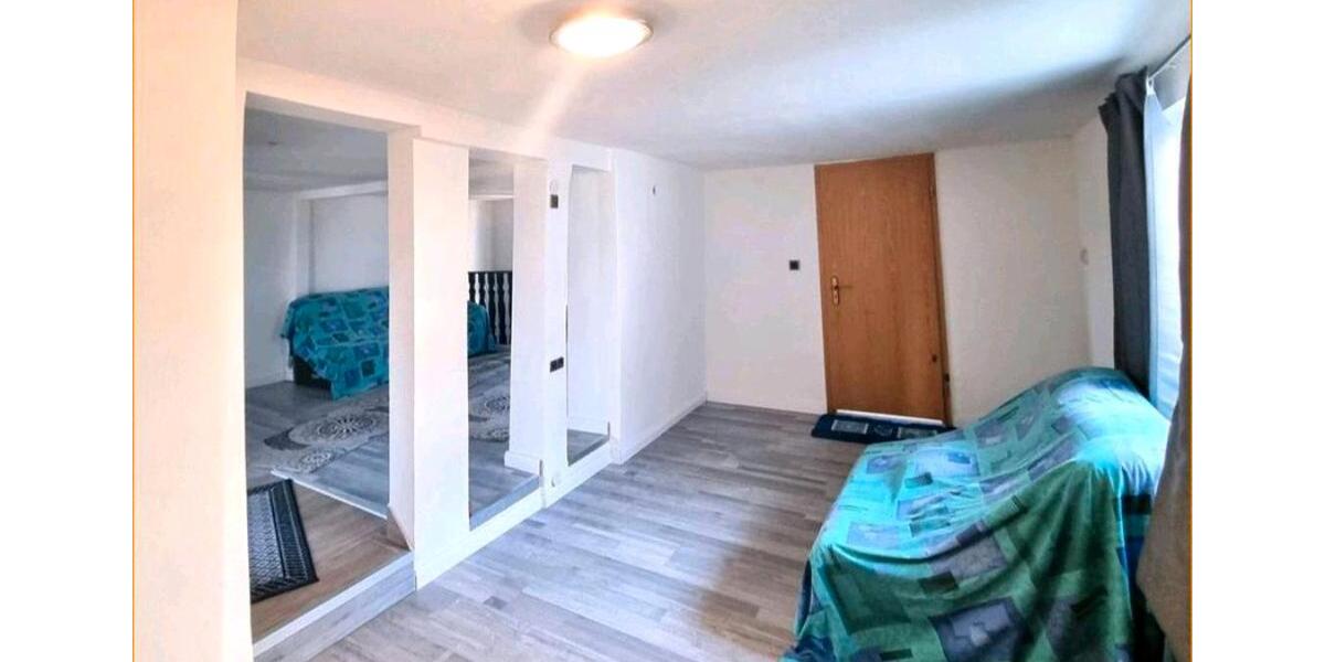 Reihenhaus Wiehl - 6 Zimmer, 150 m&sup2;, 140.000&euro; | Angebot:27465837