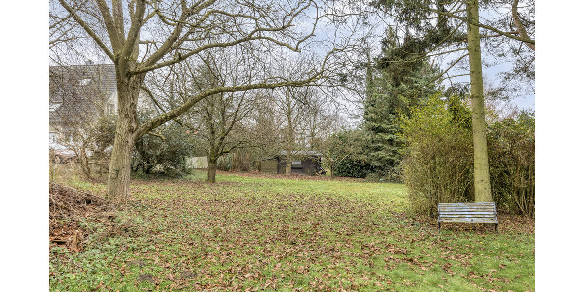 Großzügiges Ein- oder Zweifamilienhaus mit großem Garten sucht neuen Eigentümer! - Einfamilienhaus Leichlingen | Angebot:26777815