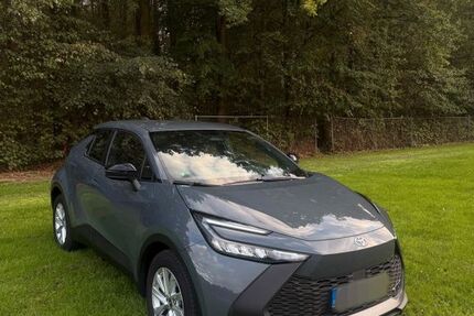 Toyota C-HR 19.000 km 22.750 &euro; Bonn 53111