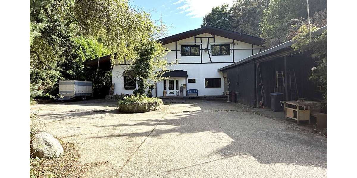 Einfamilienhaus Erkrath - 5 Zimmer, 219 m&sup2;, 198.000&euro; | Angebot:27485852
