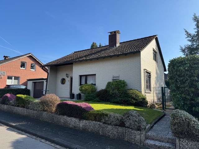 Einfamilienhaus Solingen Mitte - 6 Zimmer, 110 m&sup2;, 439.000&euro; | Angebot:26844029