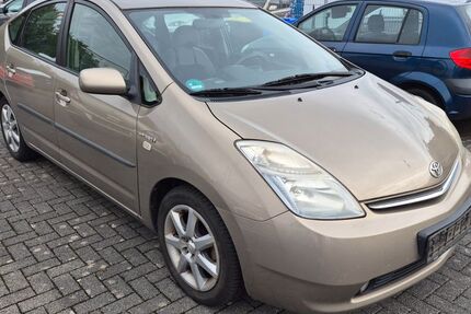 Toyota Prius 297.000 km 3.750 &euro; Wesseling 50389
