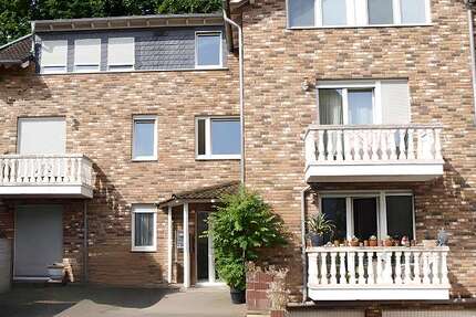 Haus Wesseling - 11 Zimmer, 363 m&sup2;, 1.150.000&euro; | Angebot:26762196