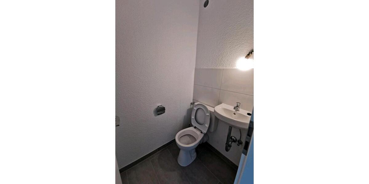 Etagenwohnung Köln Rodenkirchen - 3 Zimmer, 82 m&sup2;, 125.000&euro; | Angebot:26822554