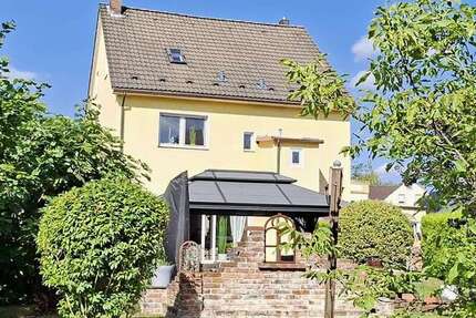 Haus Solingen Mitte - 5 Zimmer, 122 m&sup2;, 428.000&euro; | Angebot:27321697