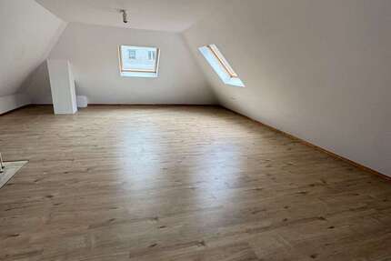 Wohnung Köln Ehrenfeld - 4 Zimmer, 125 m&sup2;, 1.880&euro; | Angebot:27028231
