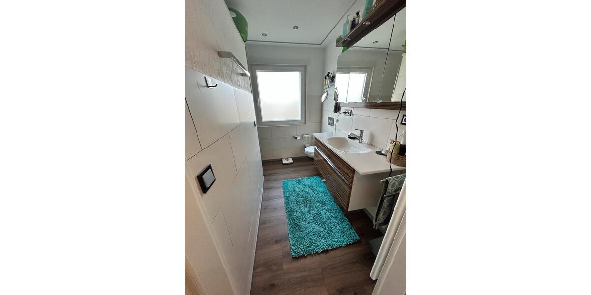Einfamilienhaus Hennef (Sieg) - 7 Zimmer, 180 m&sup2;, 420.000&euro; | Angebot:27301295