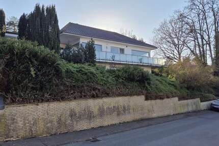 Haus Bornheim - 5 Zimmer, 226 m&sup2;, 795.000&euro; | Angebot:25729956