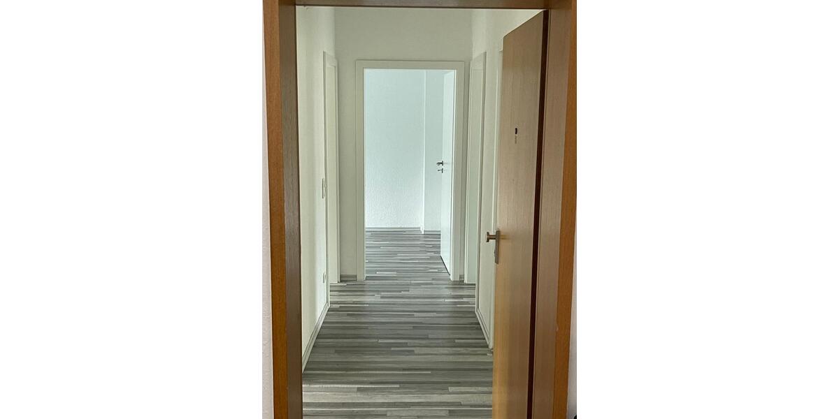 Hochparterre Radevormwald - 3 Zimmer, 64 m&sup2;, 125.000&euro; | Angebot:27474952