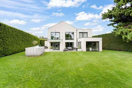 Haus Köln Heimersdorf - 6 Zimmer, 200 m&sup2;, 1.395.000&euro; | Angebot:27034213