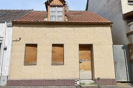 Haus Köln Lindenthal - 4 Zimmer, 70 m&sup2;, 210.000&euro; | Angebot:27392306