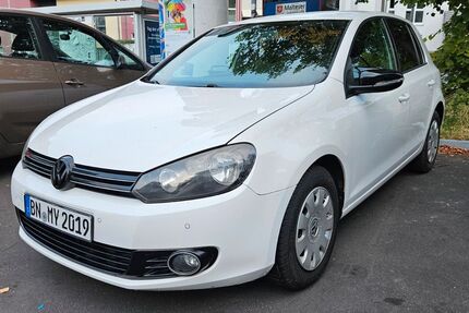 VW Golf 268.000 km 2.000 &euro; Bonn 53125