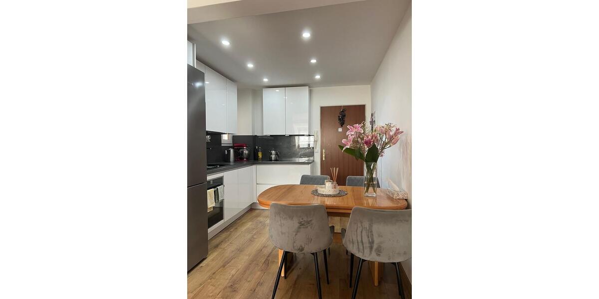 Maisonettenwohnung Köln Mülheim - 3 Zimmer, 56 m&sup2;, 350.000&euro; | Angebot:27501049
