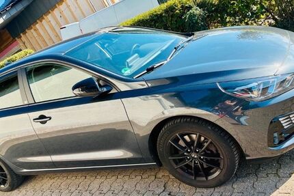 Hyundai i30 42.214 km 13.500 &euro; Lindlar 51789