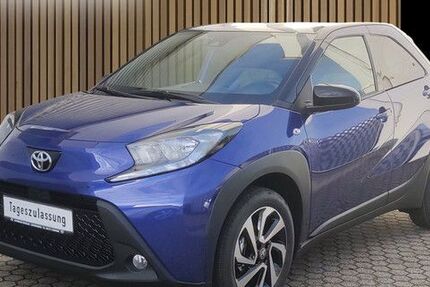 Toyota Aygo (X) 2.500 km 17.590 &euro; Leverkusen 51381
