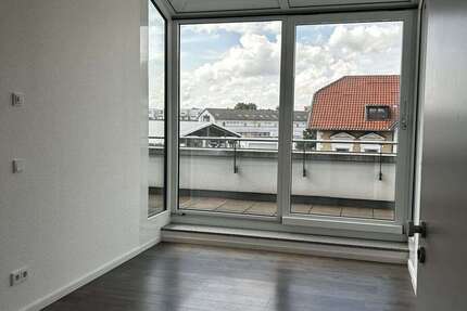Wohnung Frechen Bachem - 1 Zimmer, 32 m&sup2;, 771&euro; | Angebot:26698528