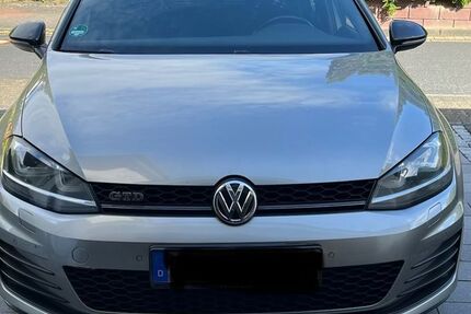 VW Golf 221.000 km 11.500 &euro; Hückeswagen 42499